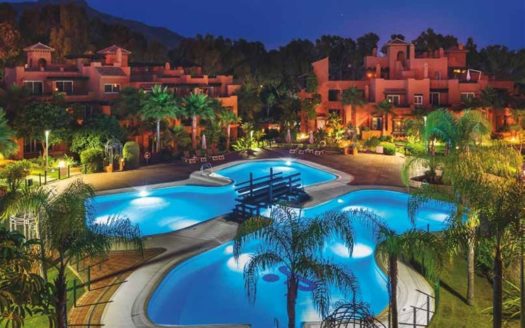 2 bedrooms Apartment in Nueva Andalucia