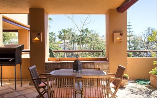 3 bedrooms Apartment in Los Monteros