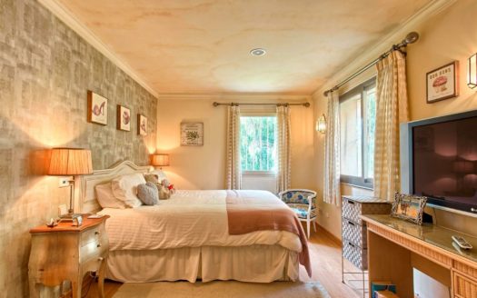 6 bedrooms Villa in Nueva Andalucia