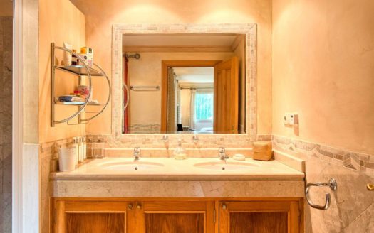 6 bedrooms Villa in Nueva Andalucia