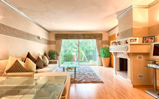 6 bedrooms Villa in Nueva Andalucia