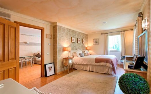 6 bedrooms Villa in Nueva Andalucia