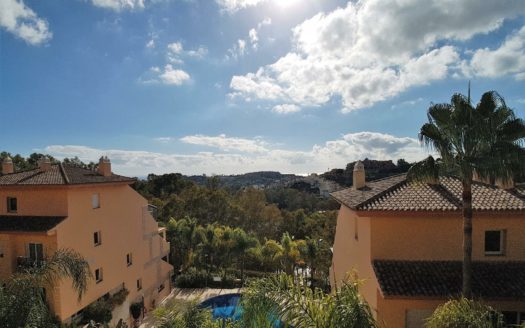 3 bedrooms Penthouse in Nueva Andalucia