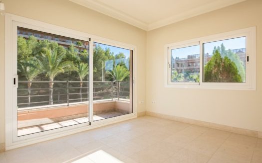 3 bedrooms Penthouse in Nueva Andalucia