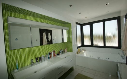 5 bedrooms Villa in Nueva Andalucia