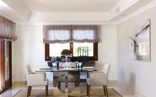 4 bedrooms Apartment in Milla de Oro