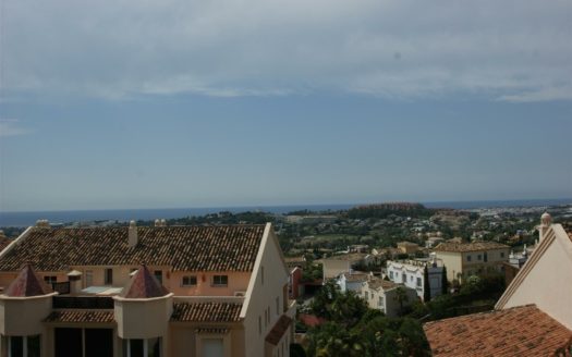 2 bedrooms Apartment in Nueva Andalucia
