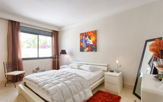 3 bedrooms Penthouse in Los Monteros Hill Club