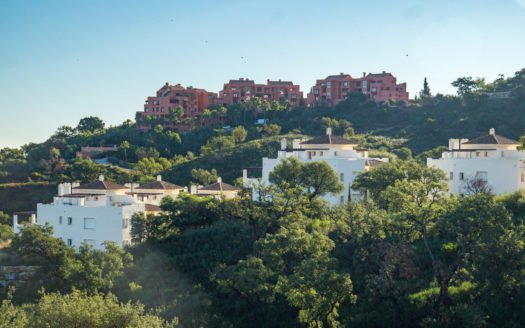 3 bedrooms Apartment in The Oakhill