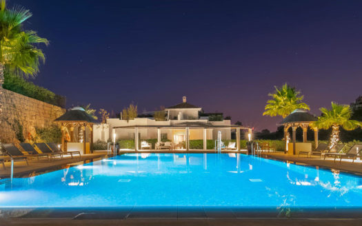 3 bedrooms Apartment in The Oakhill