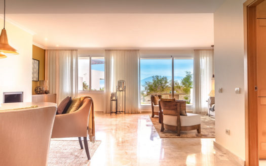 3 bedrooms Apartment in The Oakhill