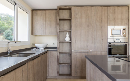 3 bedrooms Apartment in The Oakhill