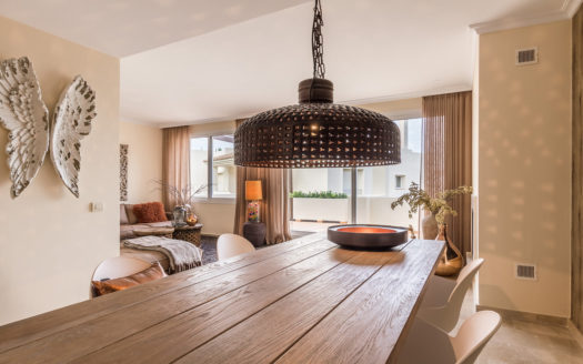 3 bedrooms Apartment in The Oakhill