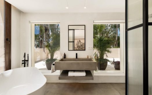 4 bedrooms Villa in Los Monteros Playa
