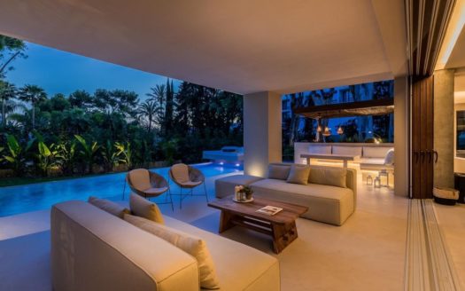 4 bedrooms Villa in Los Monteros Playa