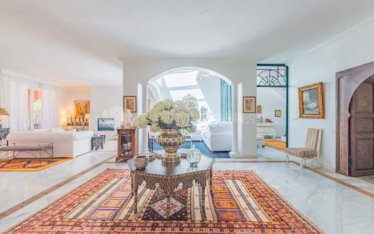 5 bedrooms Villa in Nueva Andalucia