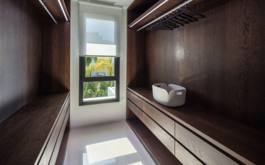 5 bedrooms Villa in Nueva Andalucia