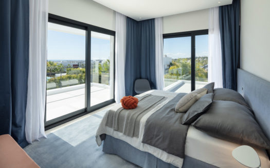 5 bedrooms Villa in Nueva Andalucia