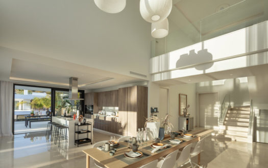 5 bedrooms Villa in Nueva Andalucia