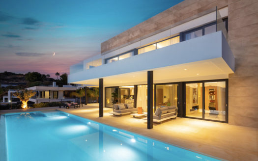 5 bedrooms Villa in Nueva Andalucia