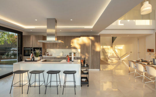 5 bedrooms Villa in Nueva Andalucia