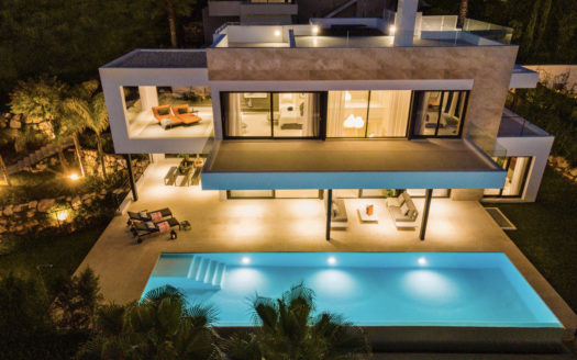 5 bedrooms Villa in Nueva Andalucia