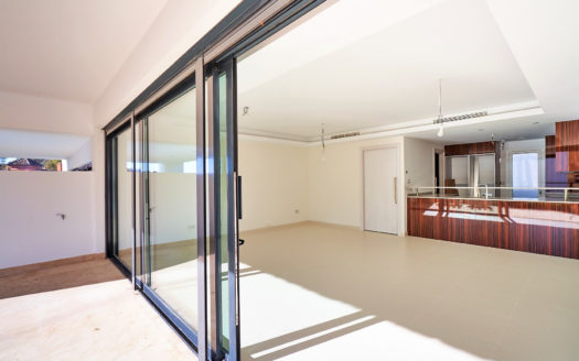 3 bedrooms Townhouse in Milla de Oro