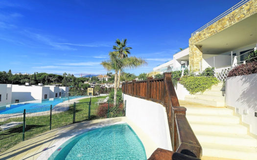 3 bedrooms Townhouse in Milla de Oro