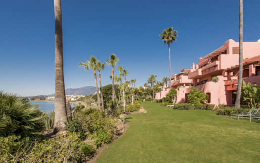 3 bedrooms Apartment in Nueva Milla de Oro