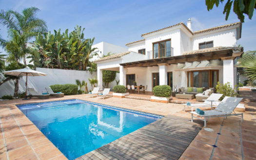 4 bedrooms Villa in Marbesa Playa