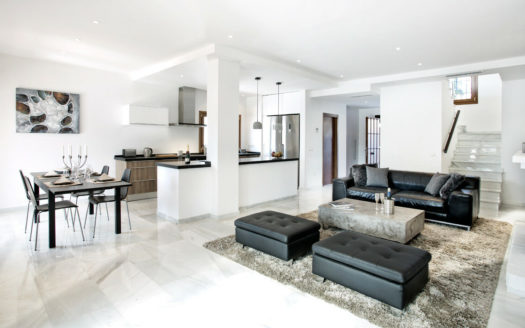 4 bedrooms Villa in Marbesa Playa