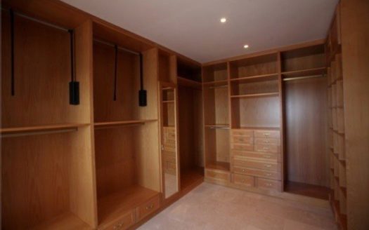 Villa de 5 dormitorios en Benahavis