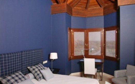 Villa de 5 dormitorios en Benahavis