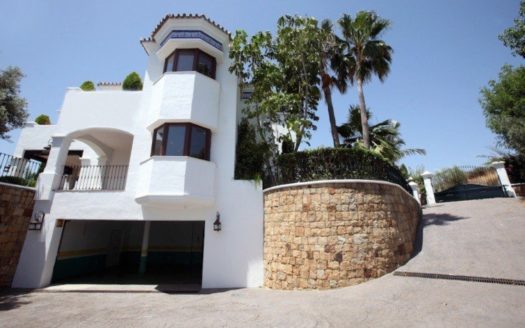 Villa de 5 dormitorios en Benahavis