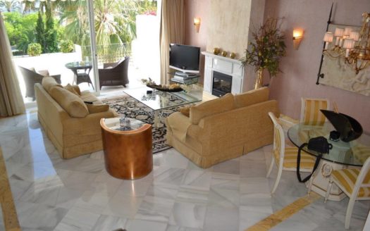 3 bedrooms Penthouse in Alhambra del Mar