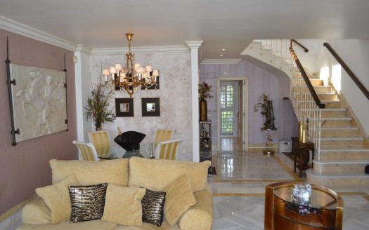 3 bedrooms Penthouse in Alhambra del Mar