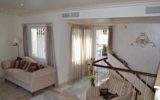 3 bedrooms Penthouse in Alhambra del Mar