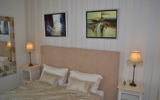 3 bedrooms Penthouse in Alhambra del Mar