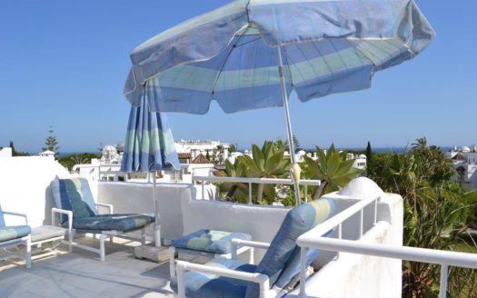 3 bedrooms Penthouse in Alhambra del Mar