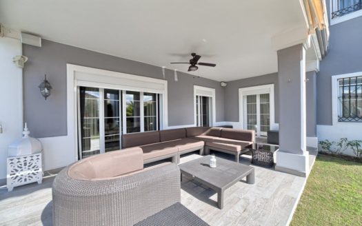 Villa de 4 dormitorios en Benahavis