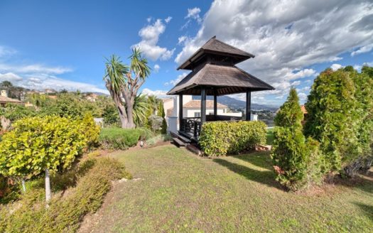 Villa de 4 dormitorios en Benahavis