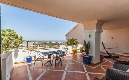 3 bedrooms Penthouse in Nueva Andalucia