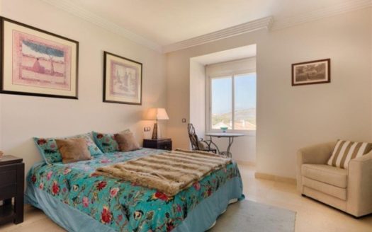 3 bedrooms Penthouse in Nueva Andalucia
