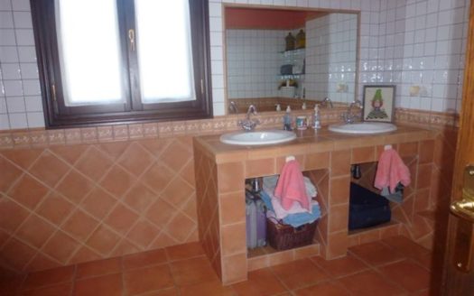 Villa de 4 dormitorios en Benahavis