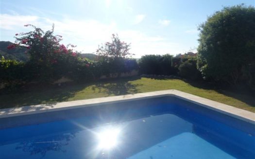 Villa de 4 dormitorios en Benahavis