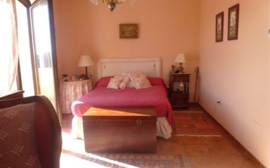 Villa de 4 dormitorios en Benahavis