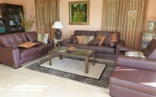 Villa de 4 dormitorios en Benahavis