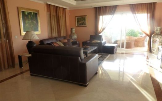 Villa de 4 dormitorios en Benahavis