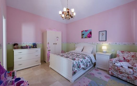 Villa de 4 dormitorios en Benahavis