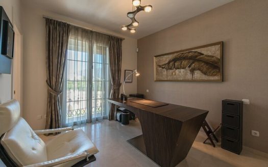 Villa de 4 dormitorios en Benahavis